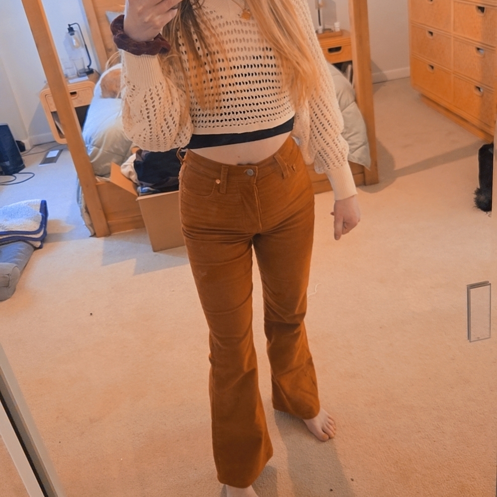{Levis} Ribcage Flare Corduroys